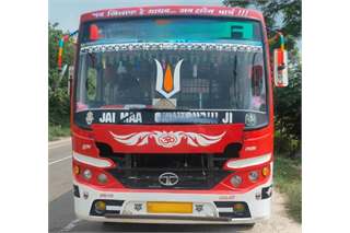 Tata LP 712