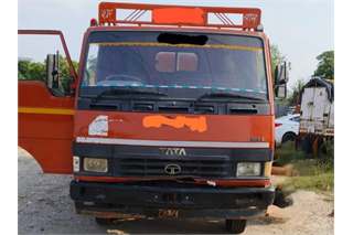 Tata 909