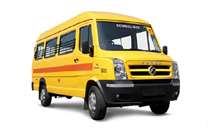 Force Traveller School 3700: 17 Seater