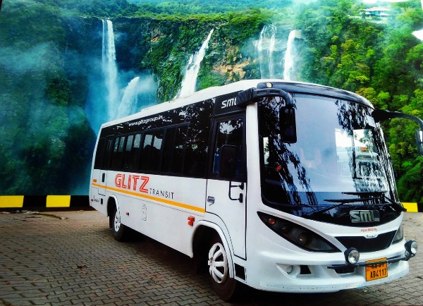 SML Isuzu Executive image 3